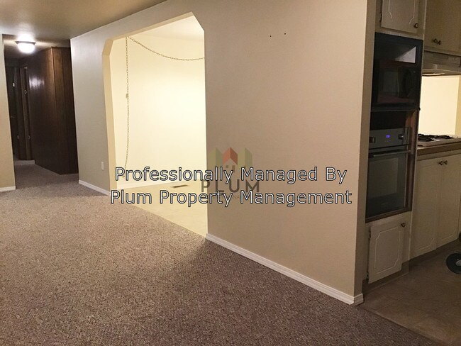 Foto del edificio - 1312 Greenwood Ct