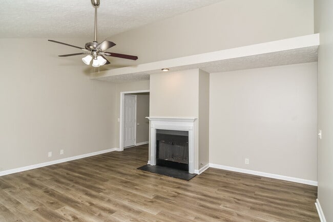 Building Photo - 4560 Whites Creek Pike