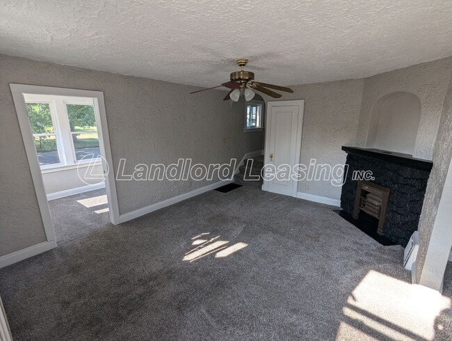 Building Photo - Charming Two-Bedroom Colonial on Corner Lo...
