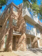 Building Photo - 2633 Peckham St