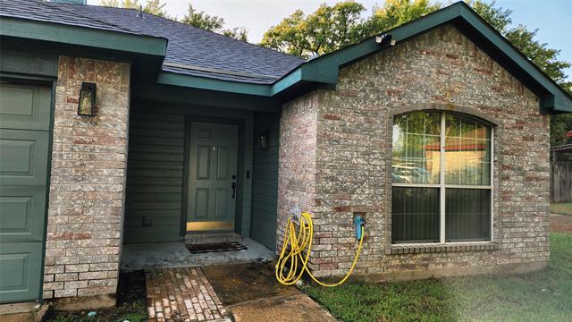 Building Photo - 2131 Coelum Ct