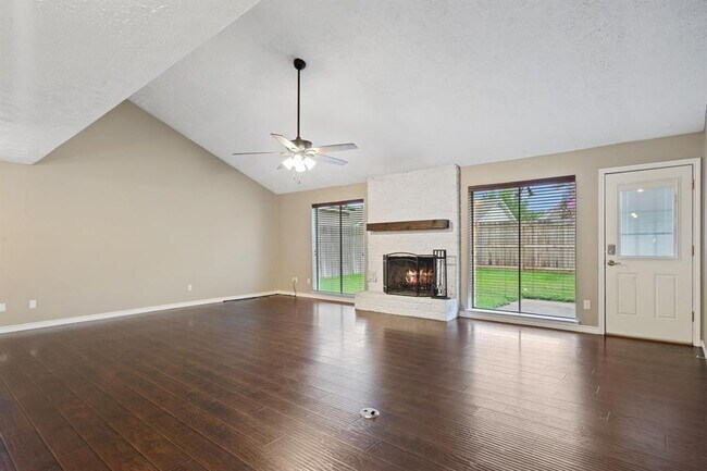Foto del edificio - 21406 Park Brook Dr