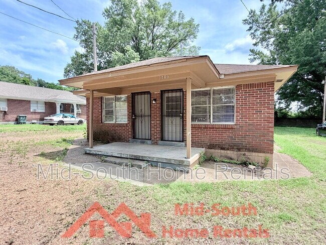 Foto del edificio - 1379 Ferguson Rd