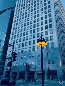 Building Photo - 910 S Michigan Ave