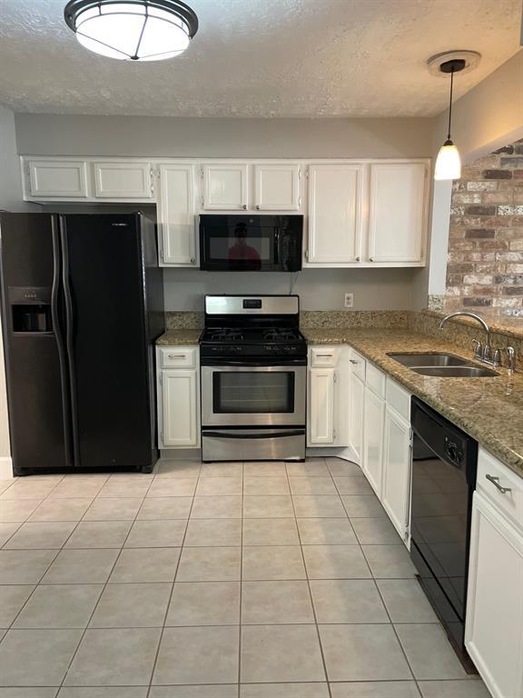 Foto del edificio - 23919 Conefall Ct