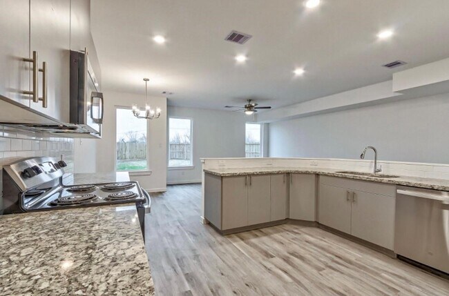 Building Photo - 4803 Dig Dug Ln