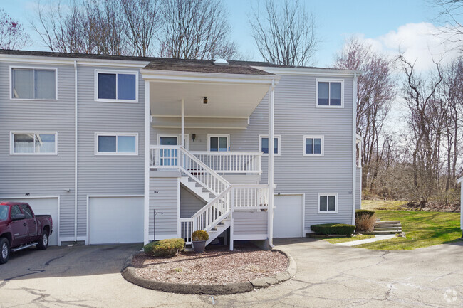 Building Photo - 165 Pheasant Ln