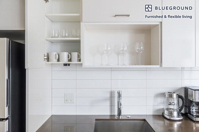 Foto del edificio - 1823 Minor Ave