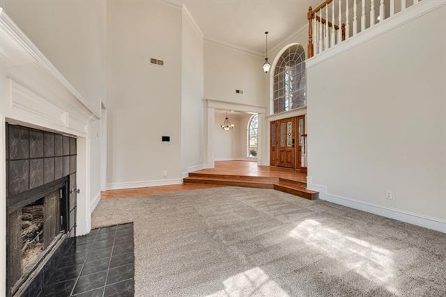 Foto del edificio - 608 Hawthorn Cir