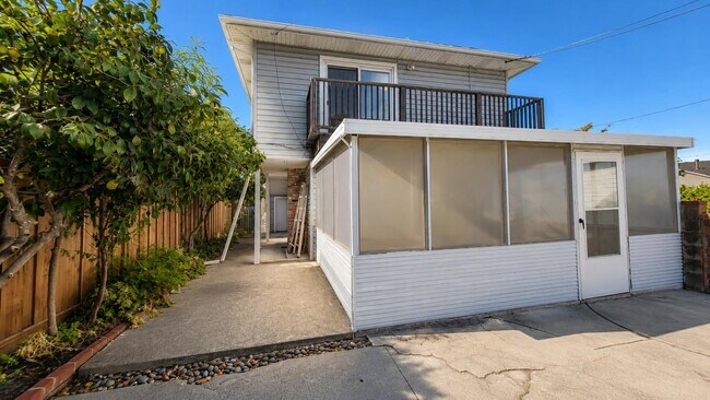 Foto del edificio - 2132 Forbes Ave