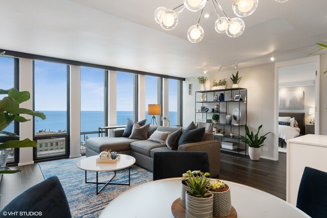 Building Photo - 200 E Delaware Pl