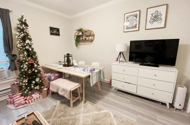 Foto del edificio - 732 W Roscoe St