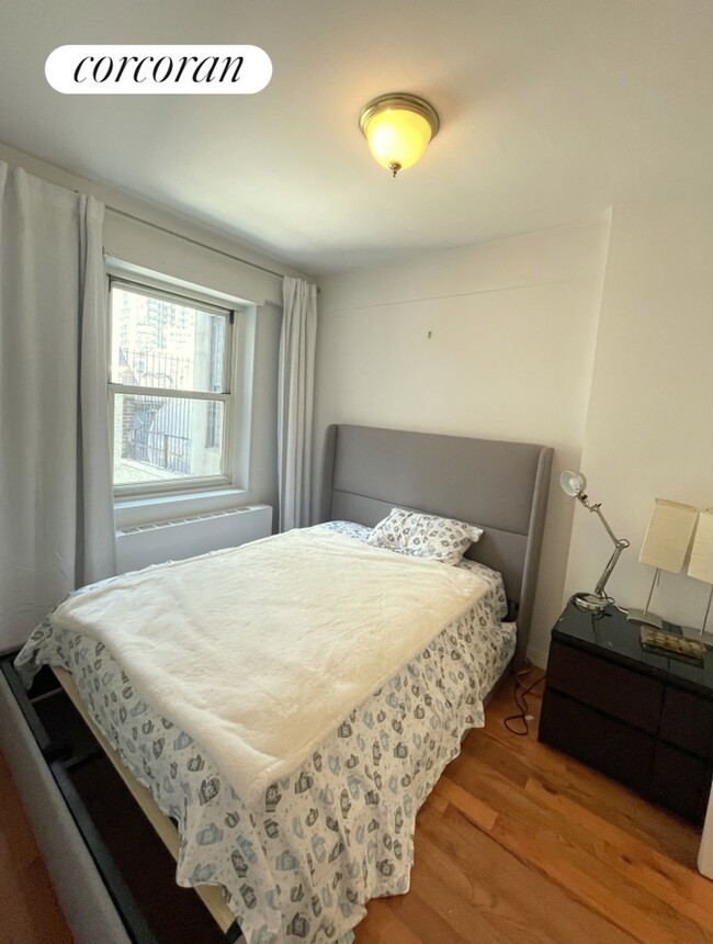 Building Photo - 159 W 53rd St