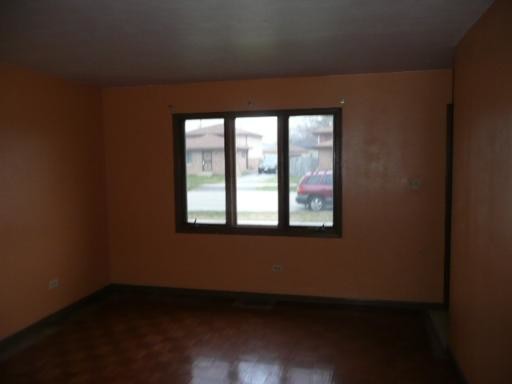Foto del edificio - 14508 Oakley Ave