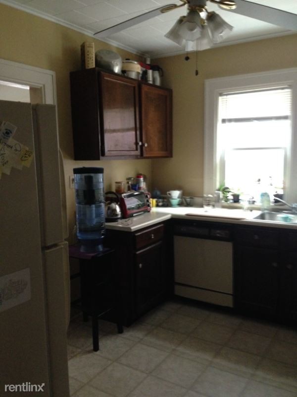 Building Photo - 2 br, 1 bath Apartment - 931 West 9th Steet