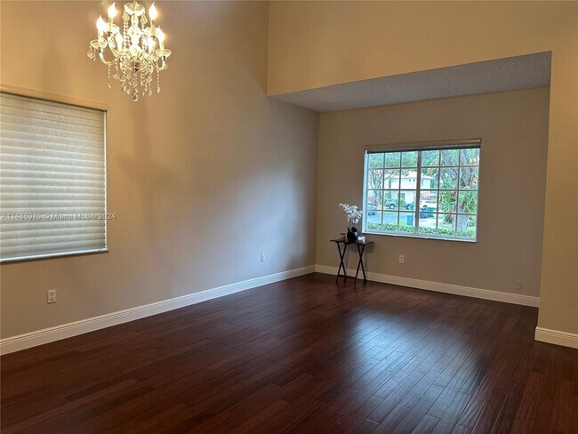 Foto del edificio - 10790 NW 52nd St