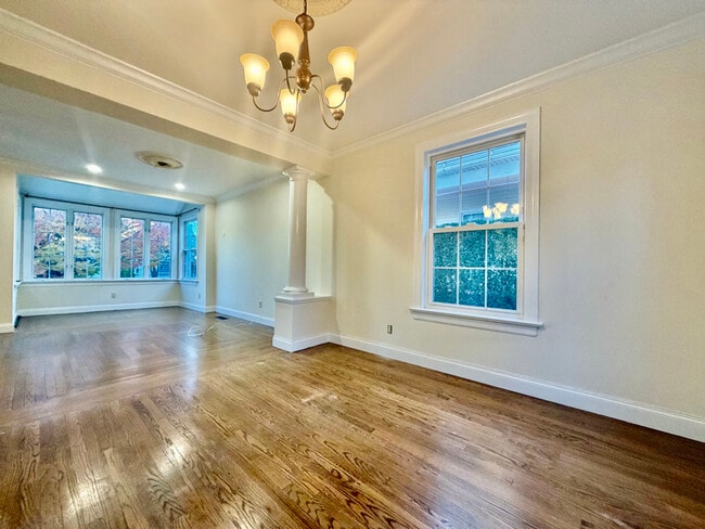 Building Photo - 27 Nautilus Pl