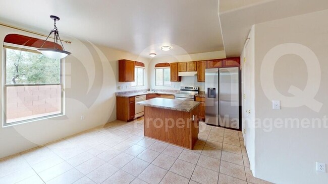 Building Photo - 6866 S Avenida De Aventura