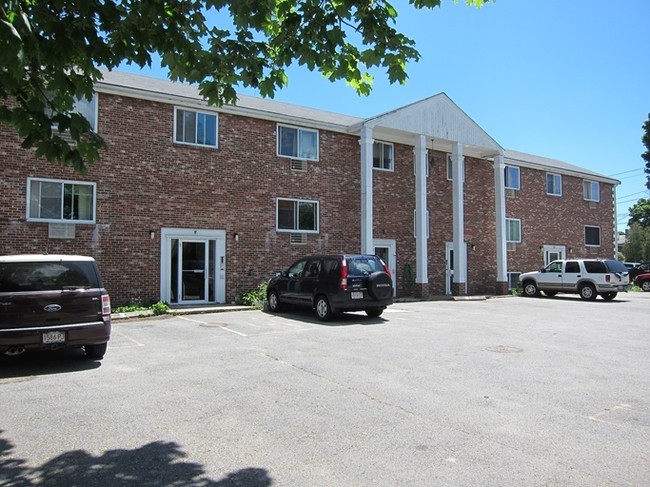 Foto del edificio - Flume Road Apartments