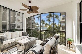 Building Photo - 10731 Mirasol Dr