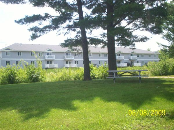 Building Photo - 600 Estate Dr