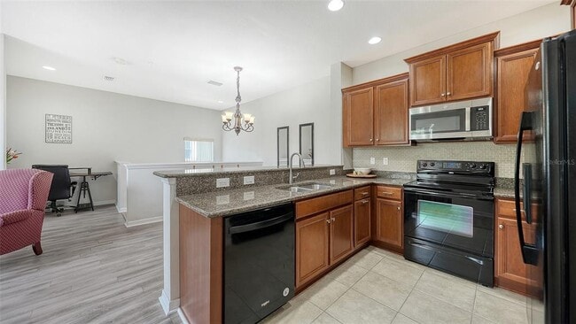 Building Photo - 7843 Moonstone Dr