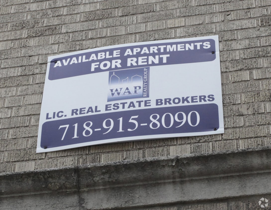 Building Photo - Mt Carmel View