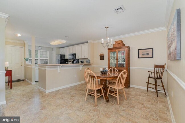 Building Photo - 254 Thrush Dr