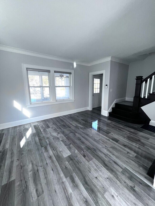 Foto del edificio - 610 E 8th St
