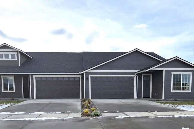 13203 and 13207 Bale - Thayer Cottages