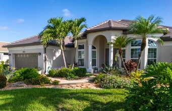 Building Photo - 2803 SW 39th Terrace