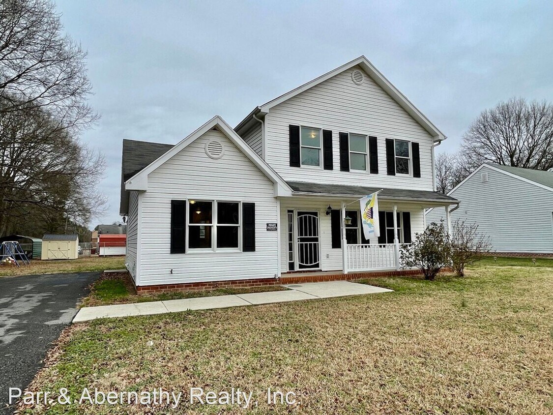 3 br, 2.5 bath House 701 Dendron Street House for Rent in Hopewell