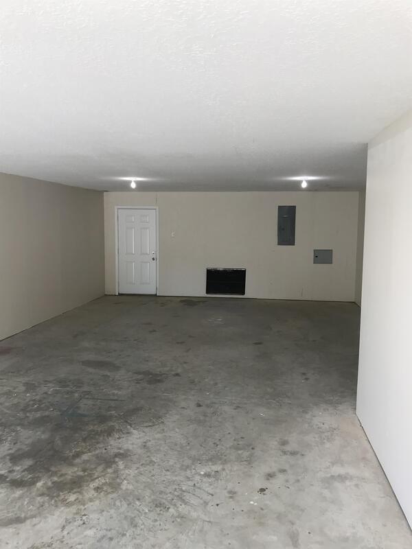 373 Laurel Oak Ln, Thunderbolt, GA 31404 Condo for Rent in