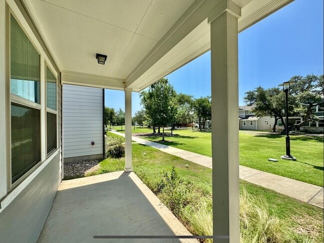 Building Photo - 2148 Pecan Island Dr