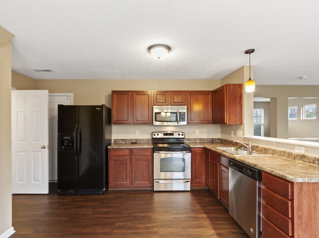 Building Photo - 5877 Hayden Dr