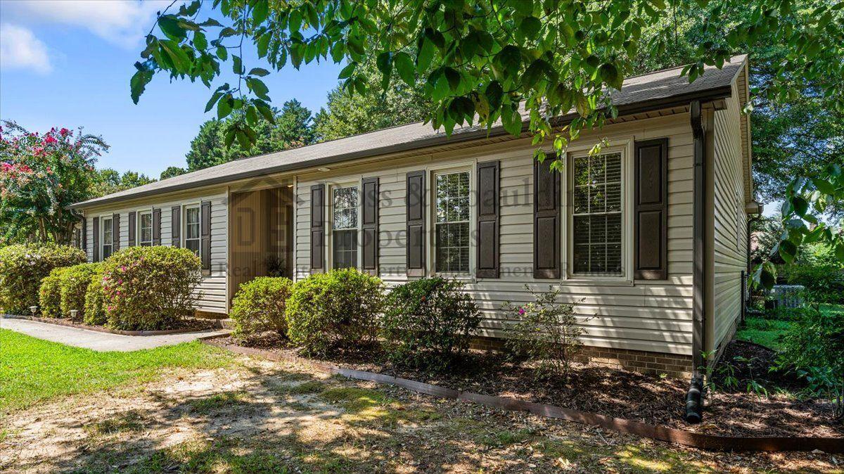 Foto principal - 1480 Spring Hill Cir
