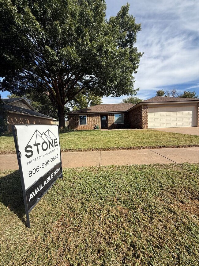 Building Photo - Luxury 3/2/2 in Cooper school district!