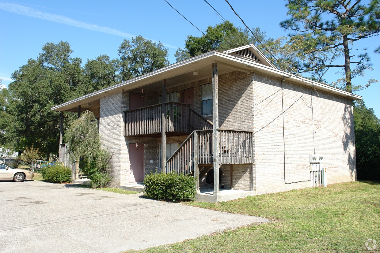 915 Canopy Ln, Fort Walton Beach, FL 32547 Apartments in Fort Walton
