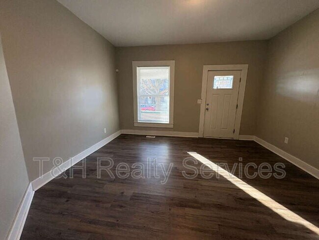 Foto del edificio - 635 Jefferson Ave