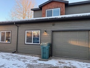 Building Photo - 3936 Lakehurst Cir