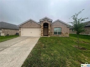 Building Photo - 405 Danielle Dr