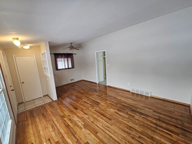 Foto del edificio - Updated Brick Ranch