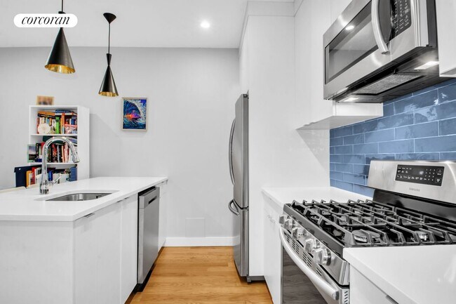 Foto del edificio - 476 2nd St