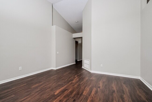 Building Photo - 10532 Walker Vista Dr