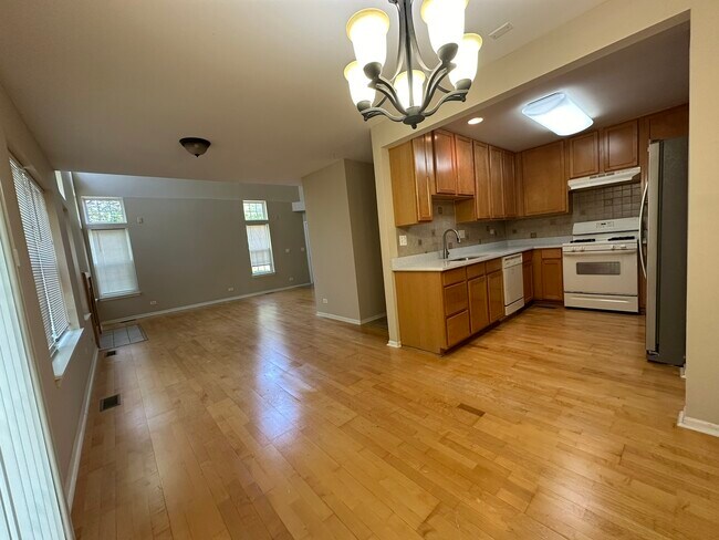 Building Photo - 2737 Borkshire Ln