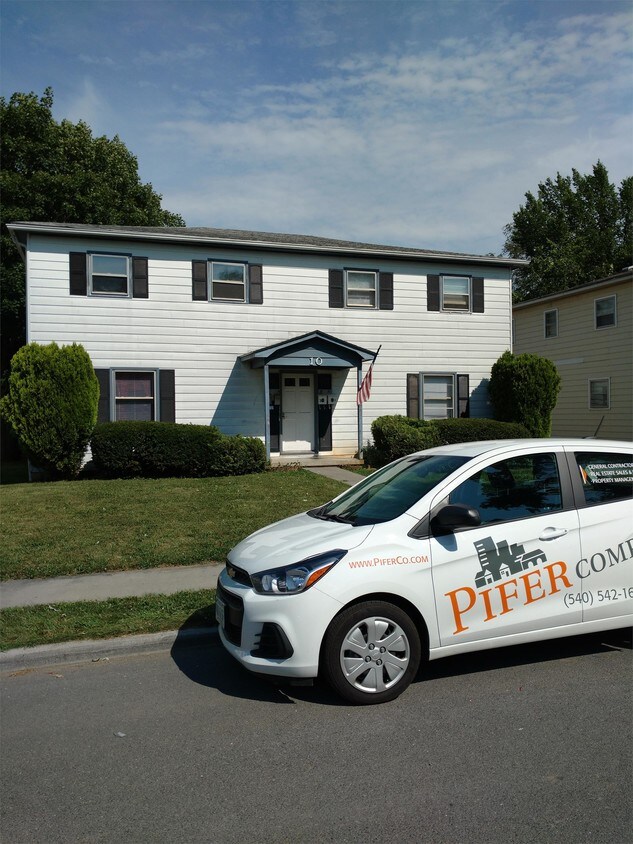 Foto principal - 10 N Euclid Ave