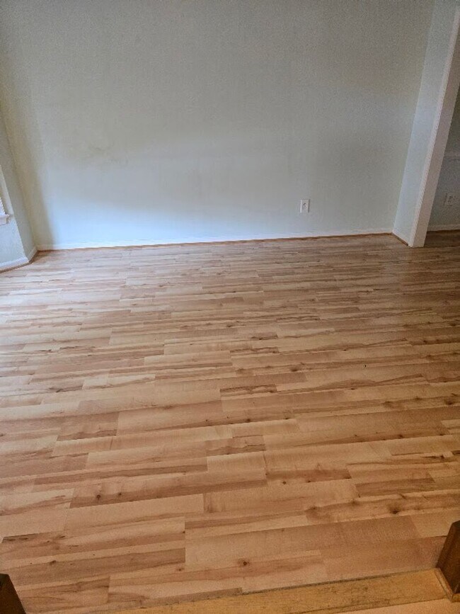 Foto del edificio - 3 Bedroom Townhouse in Virginia Beach