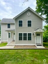 Building Photo - 173 Butternut St