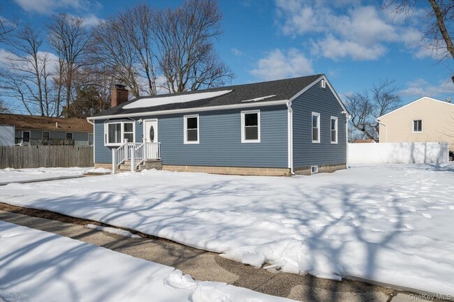 Building Photo - 93 Garfield Ave