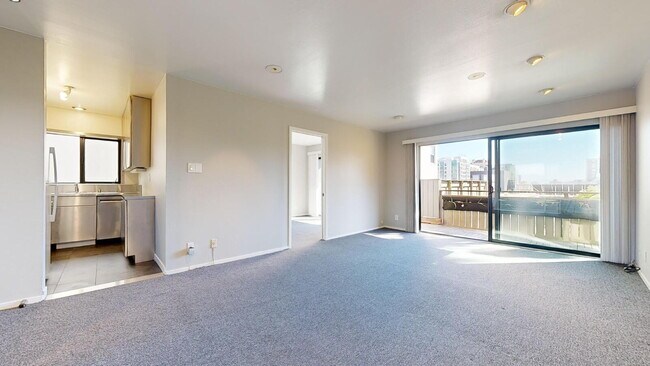 Photo - 1817 California St Apartment